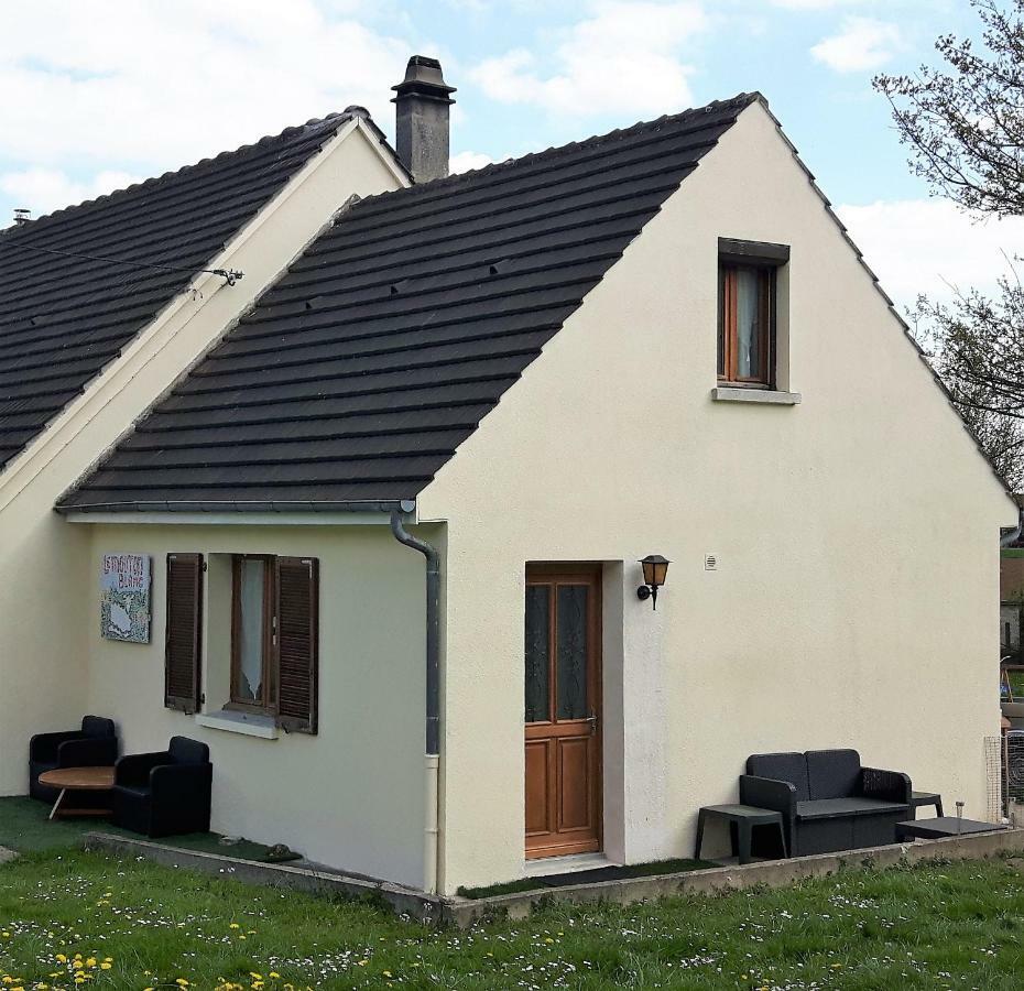Le Mouton Blanc Couloisy Exterior photo